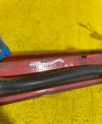 Ford Focus Third/center stoplight 8A6113A613AG