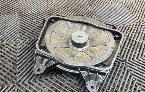 Audi A8 S8 D4 4H Subwoofer speaker 4H0035481A 3168800020 617061001