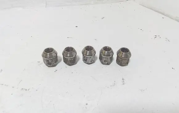 Chevrolet Captiva Nuts/bolts 