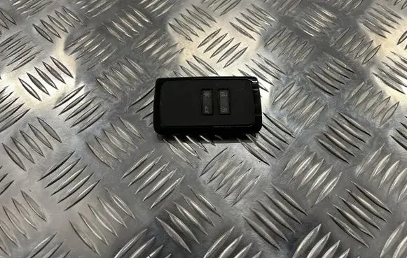 Dacia Sandero III Ignition key/card PU13019