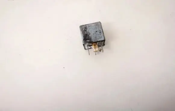 Audi A4 S4 B5 8D Other relay 443951253k 899512000