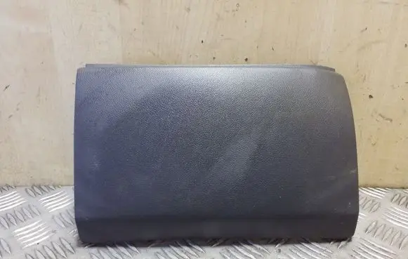 Volkswagen Caddy Other interior part 6Y0881097