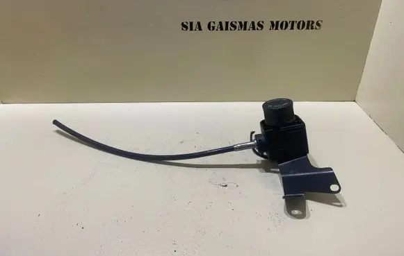 Audi A6 S6 C6 4F Switch for retractable tow bar 4F0813961A