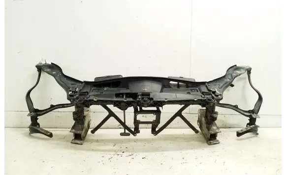 Mercedes-Benz E W212 Radiator support slam panel 