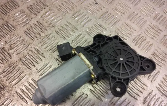 Mercedes-Benz CL C215 Rear door window regulator motor 106318-100 774300301
