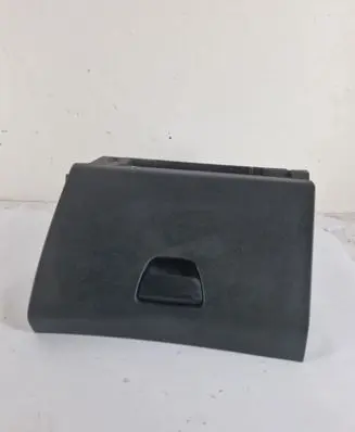 Peugeot 208 Glove box 9673811277TR