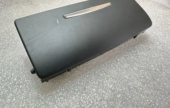 Audi A7 S7 4G Sunglasses storage box 