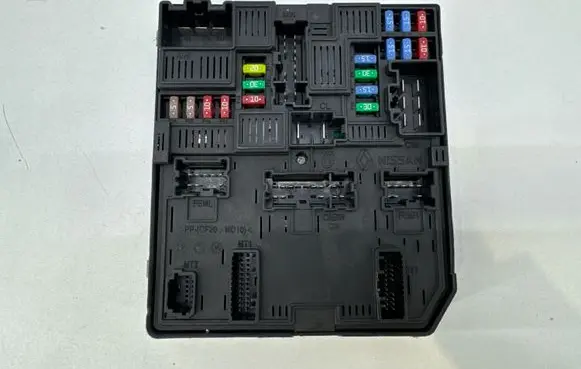 Renault Megane IV Fuse module 284B66727R