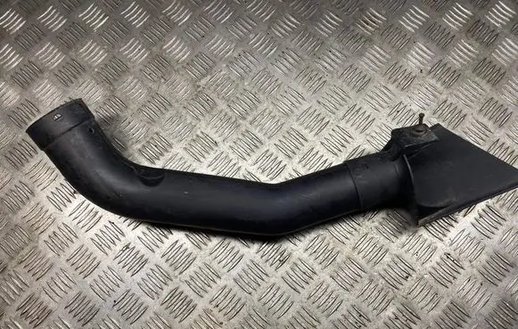 Ford Mondeo Mk III Air intake duct part 1S719A675EC C7Z2A