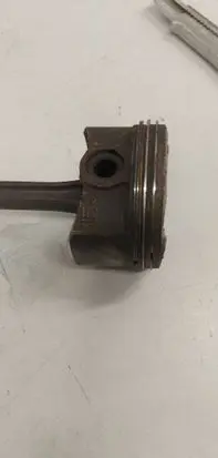 Toyota Prius (XW20) Piston with connecting rod 21110