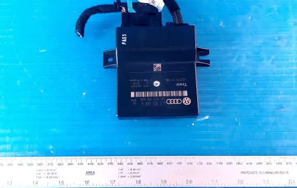 Audi A6 S6 C6 4F Gateway control module 4F1970267DT 4L0907468A 4L0910468