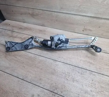 Mercedes-Benz ML W164 Front wiper linkage and motor A1648201742 404930 3116N