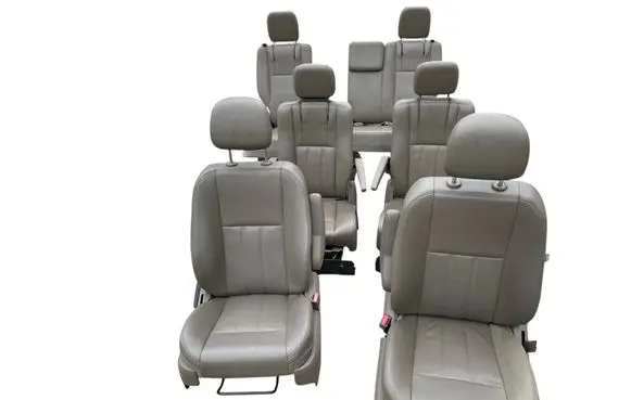 Chrysler Town & Country V Seat set