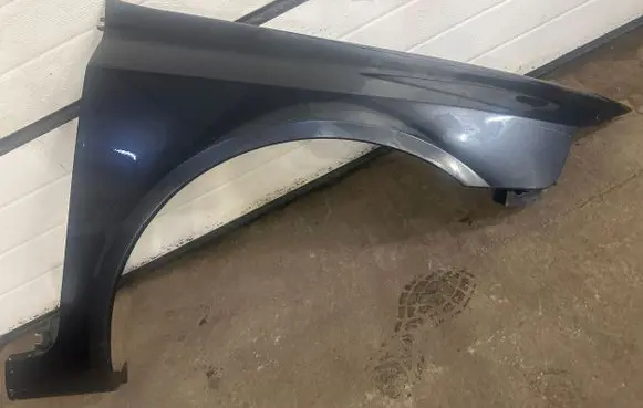 Renault Laguna II Fender 8200295804