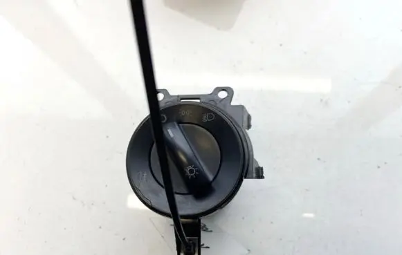 Volkswagen Polo Light switch 6q0941531