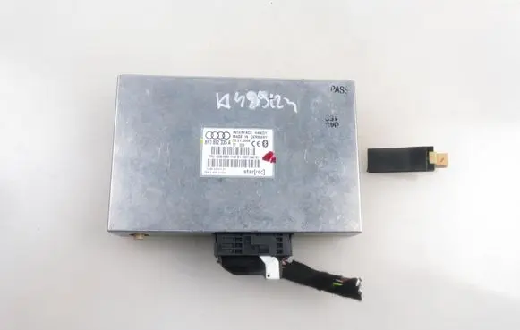 Audi A4 S4 B6 8E 8H Bluetooth control unit module 8P0035503E 8P0862335A