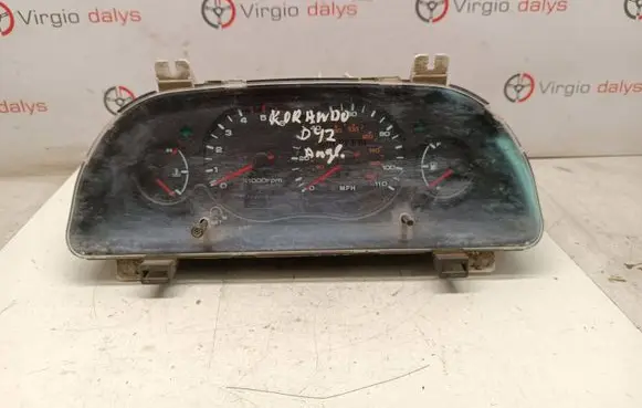 SsangYong Korando Speedometer (instrument cluster) 8020006200