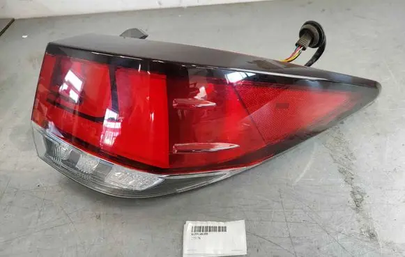 Lexus RX 450H Rear/tail lights 8155148350