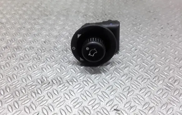 Ford Fusion Wing mirror switch 93BG17B676BB