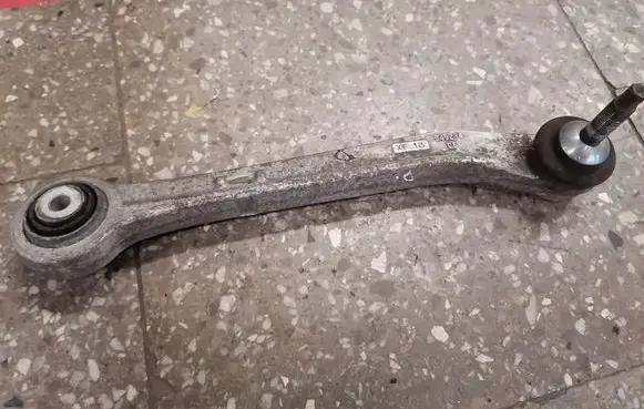 BMW X5 E70 Rear upper control arm/wishbone 6770970