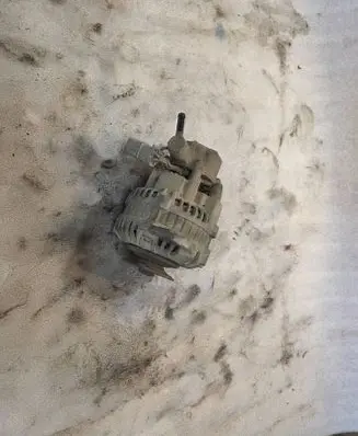 Mitsubishi Pajero Generator/alternator