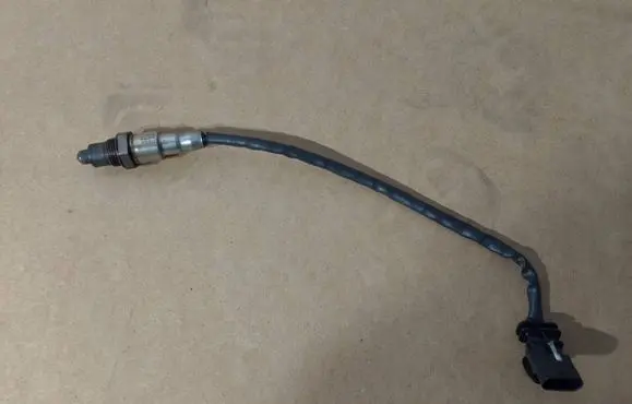 Opel Corsa F Lambda probe sensor 9810667080