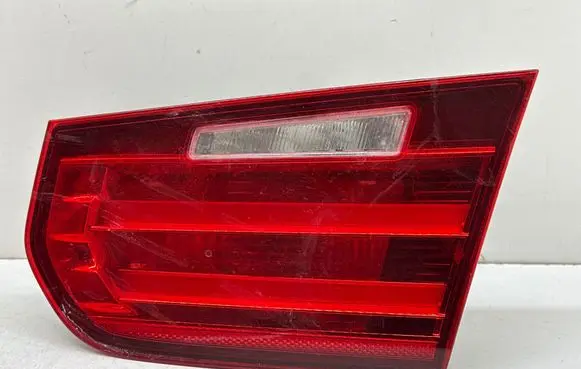 BMW 3 F30 F35 F31 Tailgate rear/tail lights 7371112