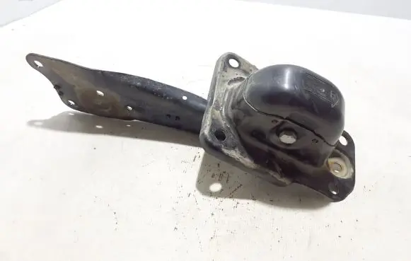 Volkswagen PASSAT B8 Rear upper control arm/wishbone 5Q0505224D