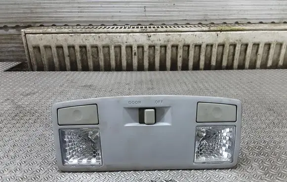 Mazda 3 I Front seat light