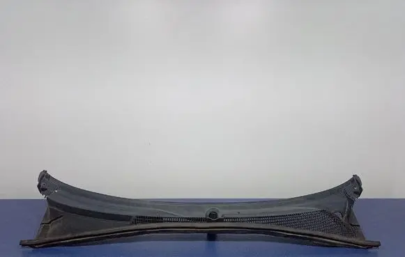 Subaru Forester SG Wiper trim