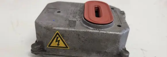 Headlight ballast module Xenon