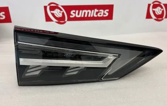 Nissan Qashqai J12 Tailgate rear/tail lights 26555HN26A