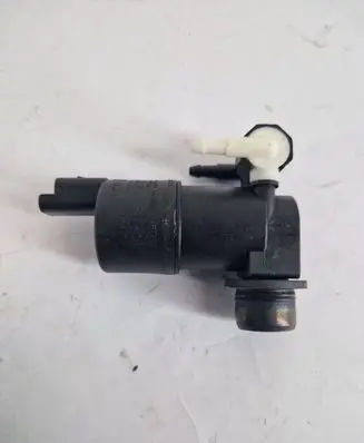 Peugeot 208 Windscreen/windshield washer pump 9641553880