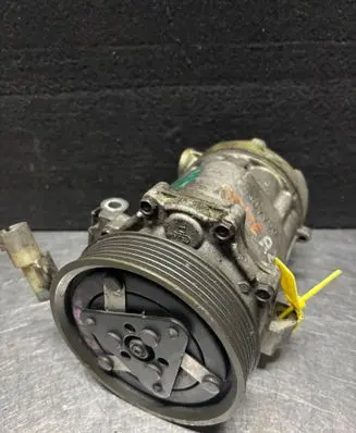 Land Rover Discovery 4 - LR4 Air conditioning (A/C) compressor (pump) JPB101230