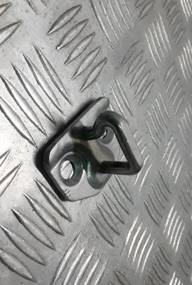 Volvo V40 Rear door lock loop/hook striker 31391833