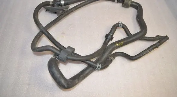 Mercedes-Benz E W211 Coolant pipe/hose 2118302396