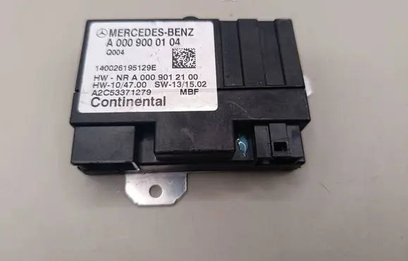 Mercedes-Benz E W212 Fuel injection pump control unit/module A0009000104 A2C53371279 140026195129E