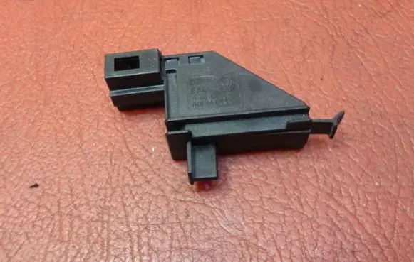 Volkswagen Golf V Sensor 1K0947561