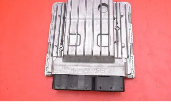 BMW 1 E82 E88 Engine control unit/module ECU 7583225