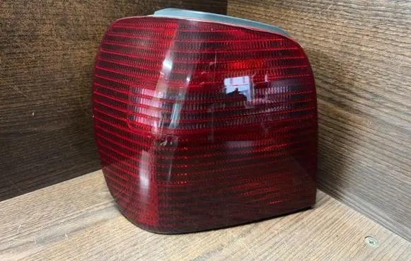 Volkswagen Polo III 6N 6N2 6NF Rear/tail lights 6N0945257B
