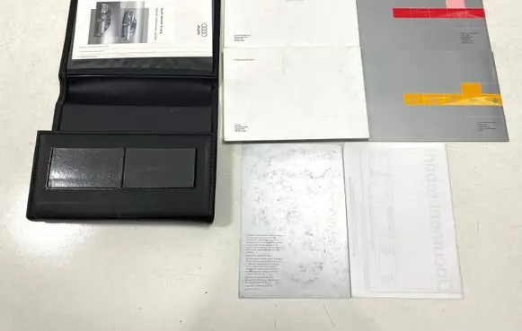 Audi A6 S6 C6 4F Owners service history hand book 