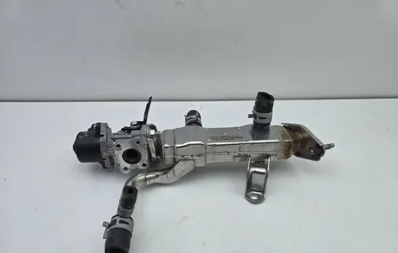 Toyota Auris E180 EGR valve cooler 2560137010B 26A18A0071 J2D02072Y1AS01A
