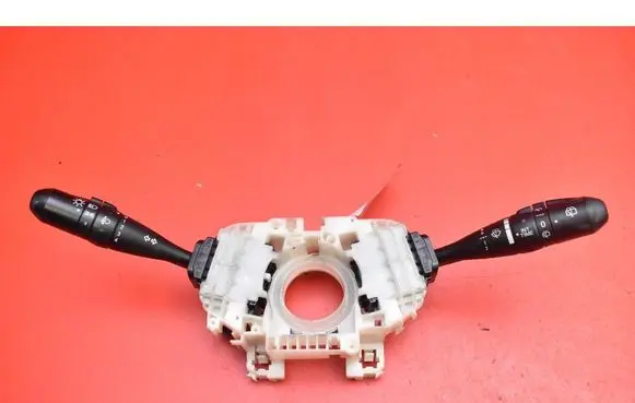 Mitsubishi Colt Other switches/knobs/shifts MR986420