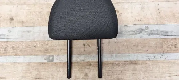 Mitsubishi Colt Rear seat headrest 