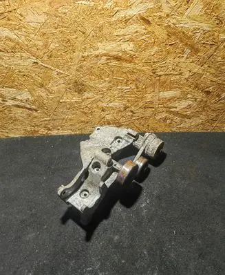 Hyundai Santa Fe A/C compressor mount bracket 