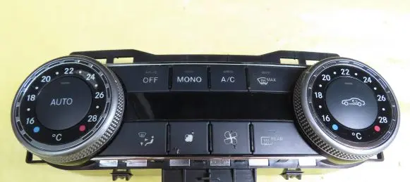 Mercedes-Benz C W204 Climate control unit A2048300590