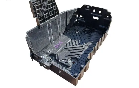 Opel Mokka B Battery box tray 9823533180