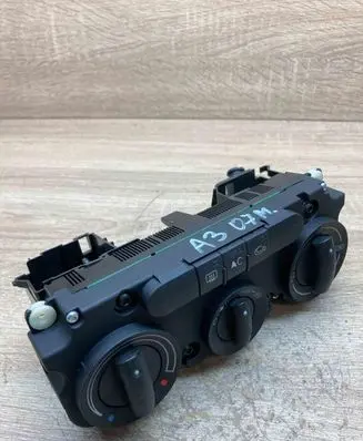 Audi A3 S3 8P Climate control unit 3C2820045A 5HB00932827
