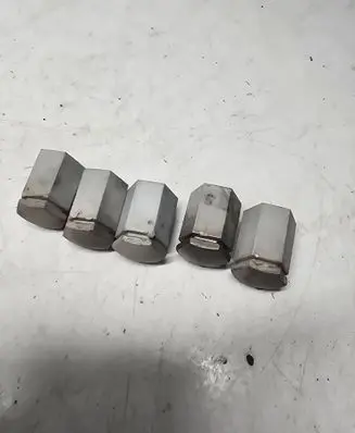 Opel Omega B2 Wheel nut cap/cover 