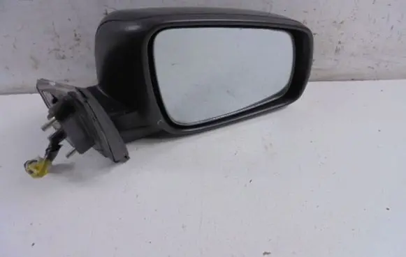 Mitsubishi Lancer VIII Manual wing mirror 7632A093-08